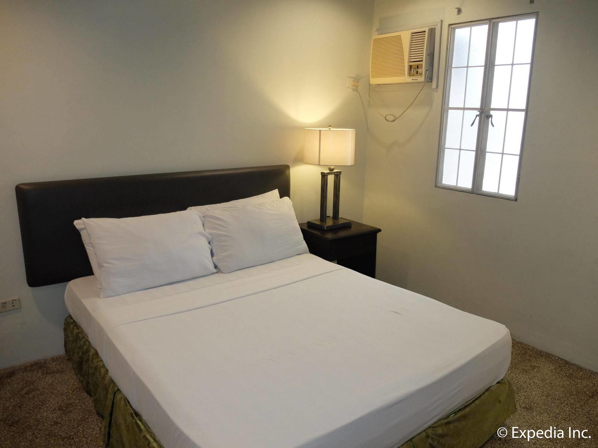 Dm Residente Villas Angeles Luaran gambar